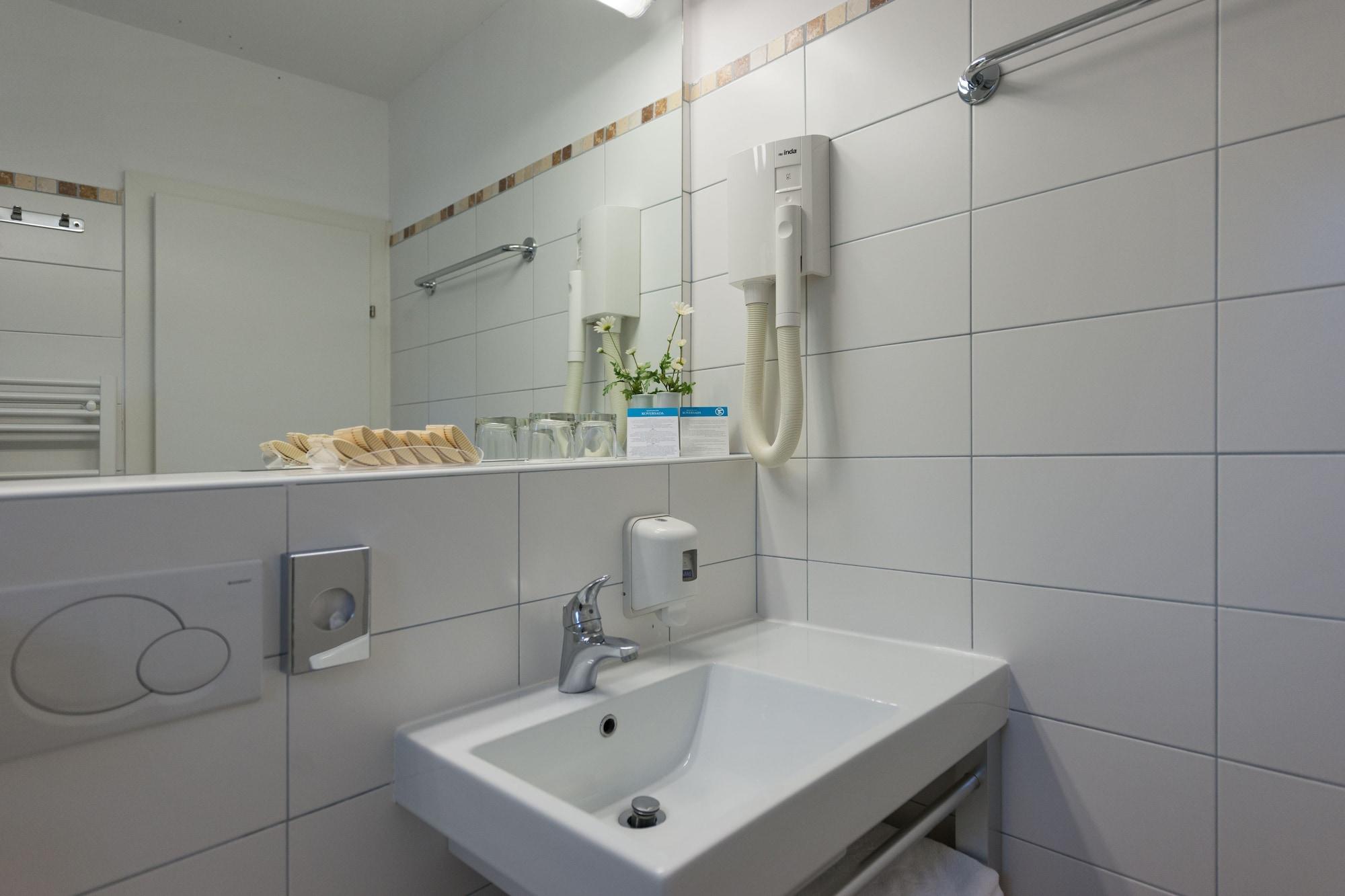 Maistra Select Koversada Naturist Apartments Vrsar Exterior photo